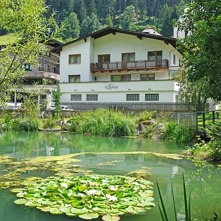 Hirsch By Interhome