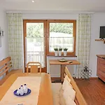 Apartamento Hirsch By Interhome *