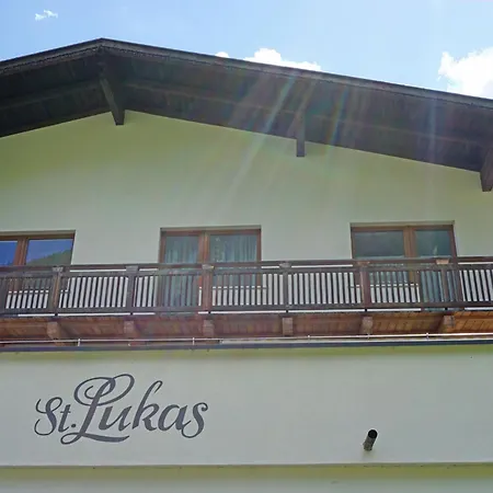 Hirsch By Interhome *